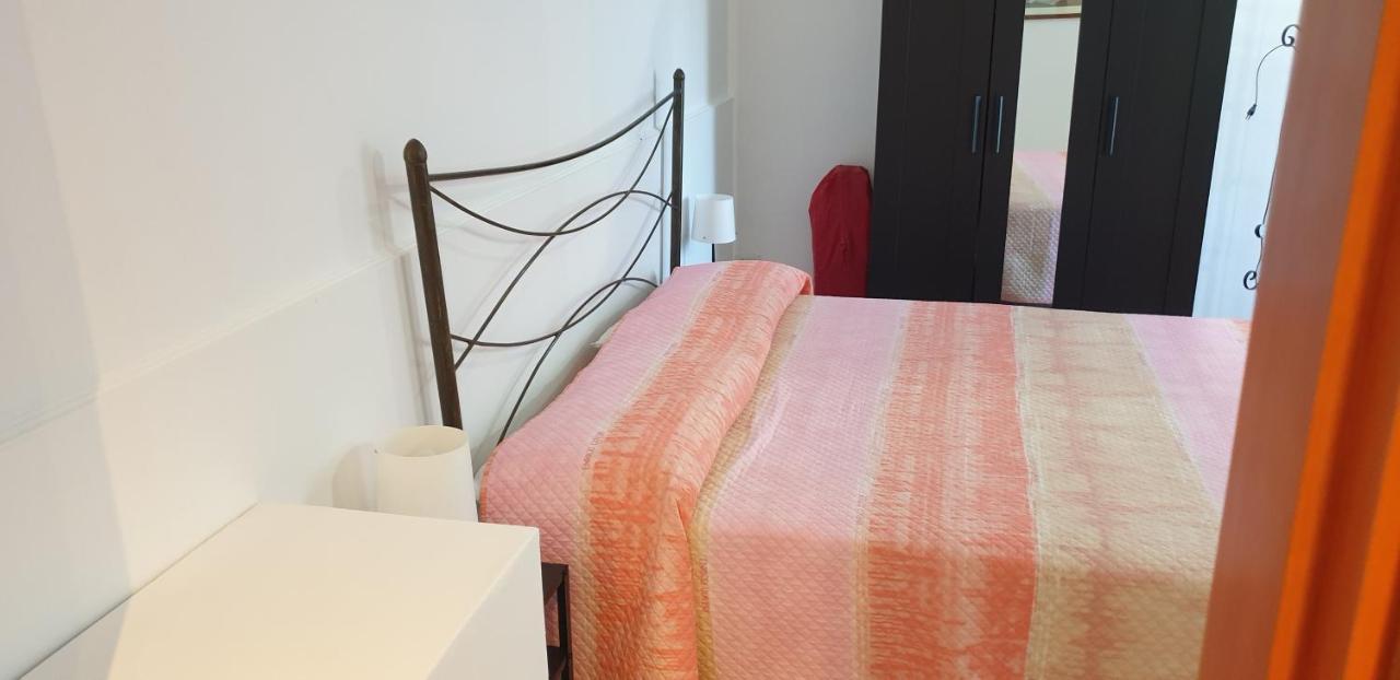 Casa Vacanza Etna Evergreen Villa Piedimonte Etneo Exteriör bild